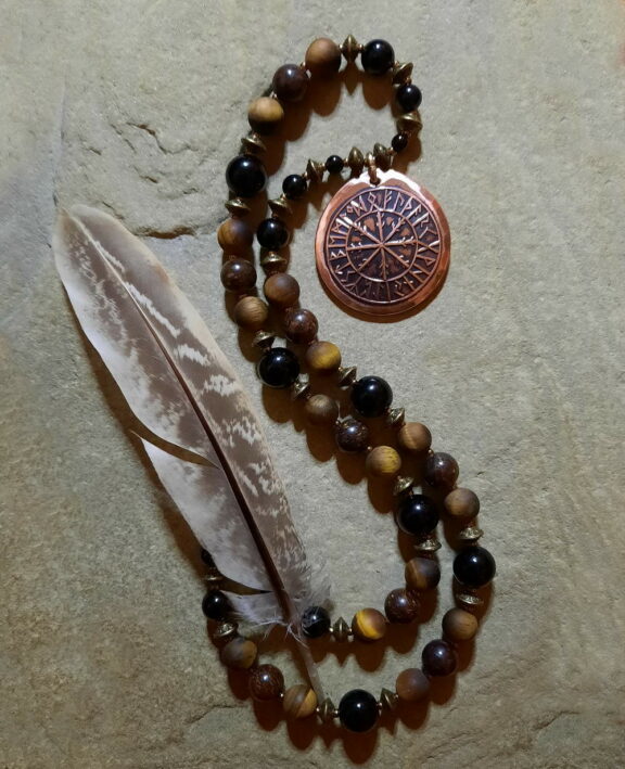 Turmalin Tigerauge Bronzit Triquetra Ohm Aum Om Sternzeichen Sternentor Sonne Einhornschmuck Einhorn Einhornkette Venusblume Drache Heilung Metatron Crop Circle Necklace Goddess of Love Healing Stones Crystals Venusflower protect Flower of Life Amulett Göttin Liebe Kette Halskette Heilsteine Lichtbringer Kupferschmuck Symbole Symbolschmuck Harmonie Zauberwesen Valentinstagsgeschenk Geschenk Hochzeitsgeschenk Edelsteinschmuck Edelsteinkette Edelsteinanhänger Heilsteinschmuck Heilsteinanhänger Glücksbringer Schutzsymbol Glückssteine Lebensblume Blume des Lebens Schutzengel Heilige Geometrie Kraftort Kraftorte Runen Futhark Vikings Germanen Vikinger Runenalphabet Runenschutzkreis Alternativschmuck Kelten Keltischer Schmuck Germanen Germanischer Schmuck Magie Baum des Lebens Yggdrasil Triskele Allverbunden Verbundenheit Dreieinigkeit Dreifaltigkeit Einheit Medizinrad Nornen Schicksalsnetz Skulds Netz Skuld Energie Heilsteine Spiegelamulett Sternzeichen Rune Triskele Hochzeitsschmuck Dirndlschmuck Trachtenschmuck Jewellery Pentagram Schutzamulett medicine wheel runes Sonnenamulett Amulett Anhänger